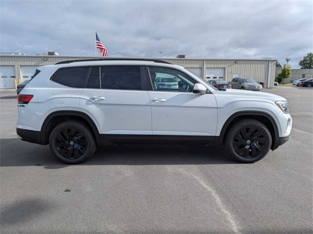 New 2026 Volkswagen Atlas 2.0T SE w/Technology SUV
