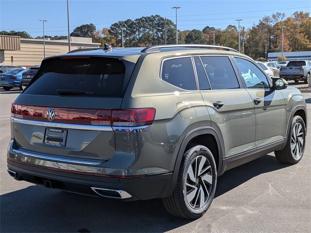 2026 Volkswagen Atlas SE Technology photo 2