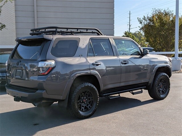 2022 Toyota 4Runner SR5 Premium photo 3