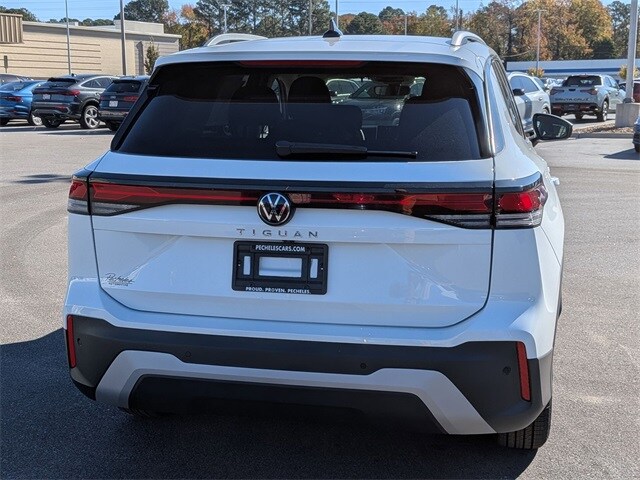 2026 Volkswagen Tiguan S photo 3