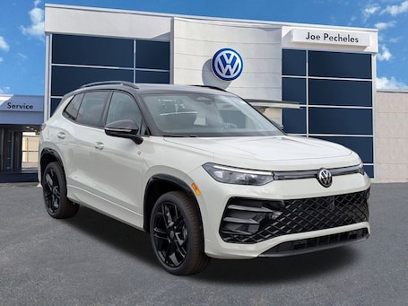 2026 Volkswagen Tiguan 2.0T SE R-Line Black SUV