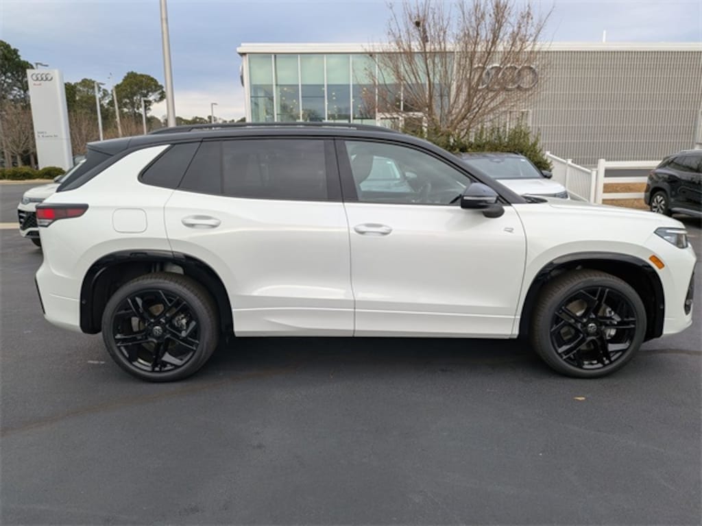 New 2026 Volkswagen Tiguan 2.0T SE R-Line Black SUV