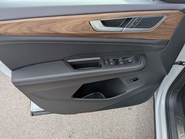 2026 Volkswagen Atlas SE w/Tech - Photo 10