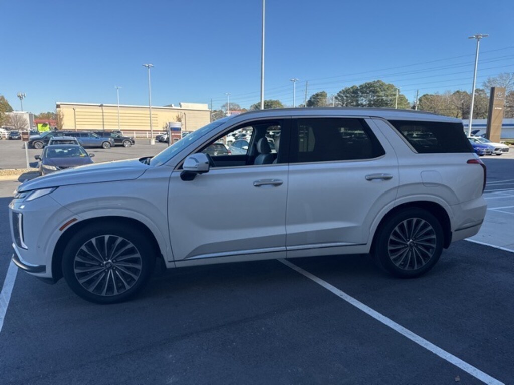 Used 2024 Hyundai Palisade Calligraphy SUV