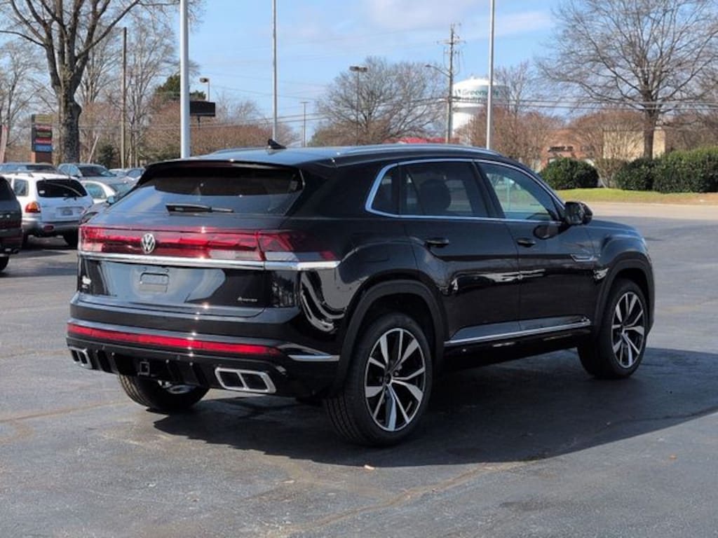 New 2026 Volkswagen Atlas Cross Sport 2.0T SEL Premium R-Line SUV