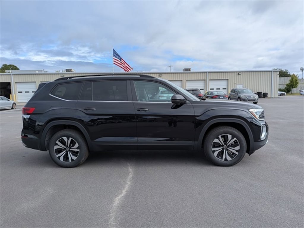 New 2026 Volkswagen Atlas 2.0T SE SUV