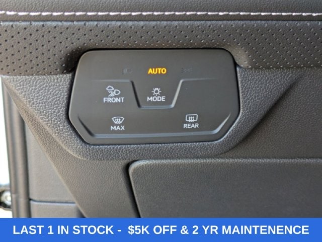 2026 Volkswagen Atlas SE w/Tech - Photo 14