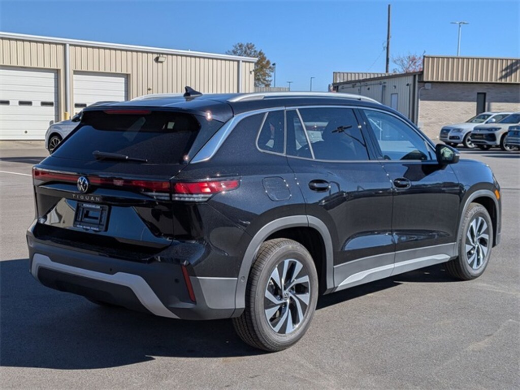 New 2026 Volkswagen Tiguan 2.0T S SUV