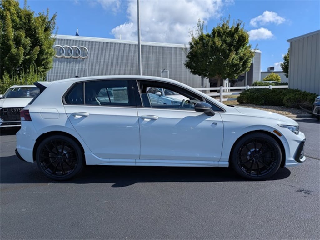 New 2025 Volkswagen Golf R 2.0T Black Edition Hatchback