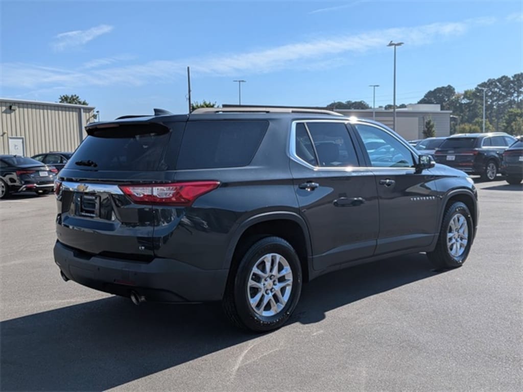 Used 2020 Chevrolet Traverse LT Cloth w/1LT SUV