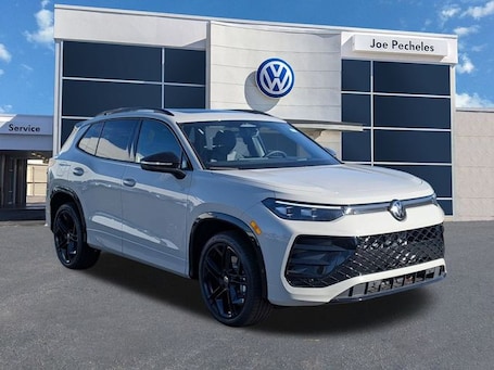 2026 Volkswagen Tiguan 2.0T SE R-Line Black SUV
