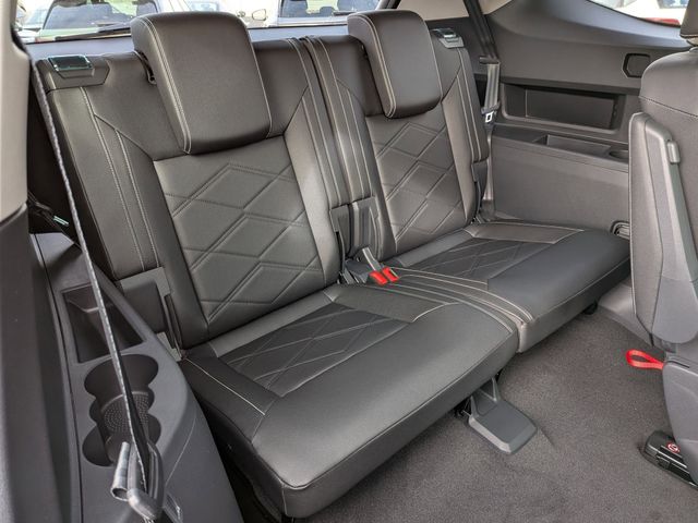 2026 Volkswagen Atlas SE w/Tech - Photo 35