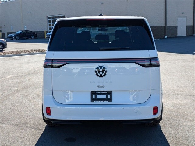 2025 Volkswagen ID. Buzz Pro S photo 3