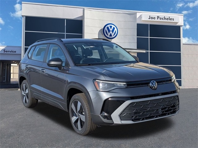 2026 Volkswagen Taos S's photo