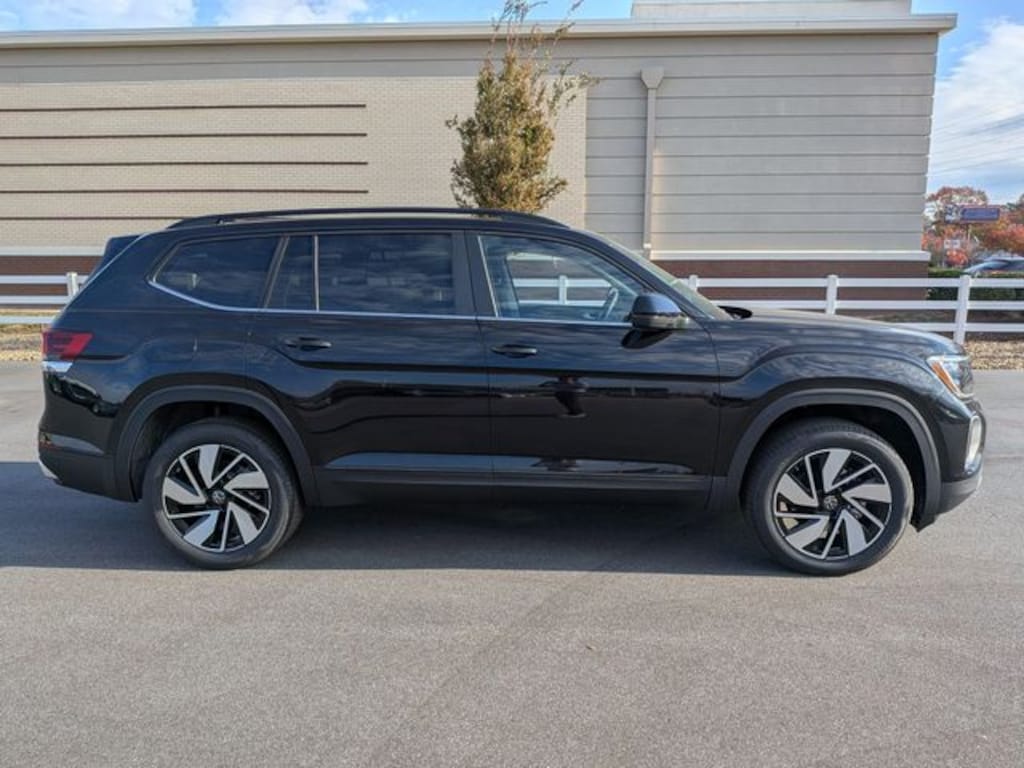 New 2026 Volkswagen Atlas 2.0T SE w/Technology SUV