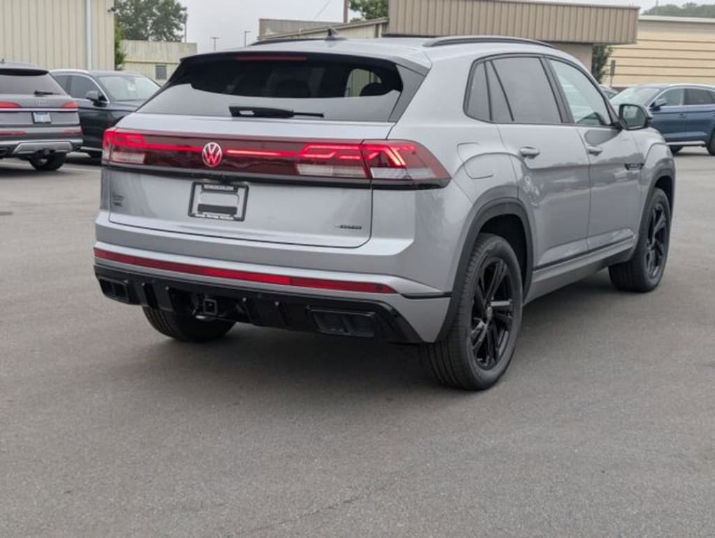 New 2026 Volkswagen Atlas Cross Sport 2.0T SEL R-Line Black SUV