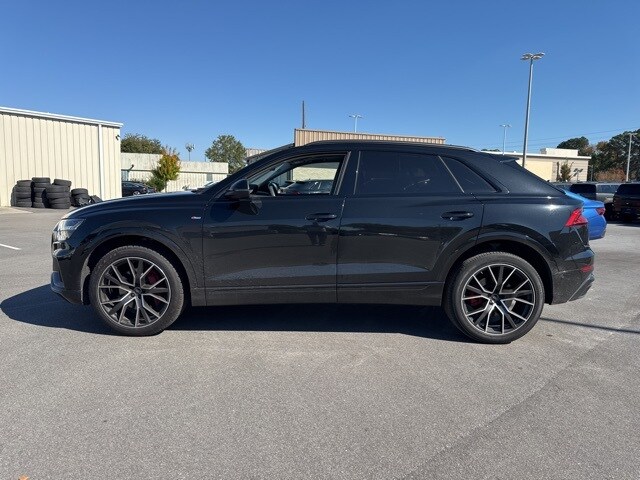 2023 Audi Q8 line Premium Plus photo 3