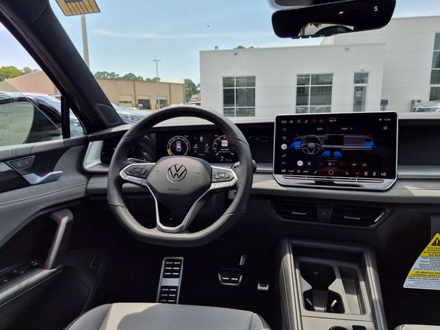 2026 Volkswagen Tiguan SE R-LINE BLACK - Photo 13