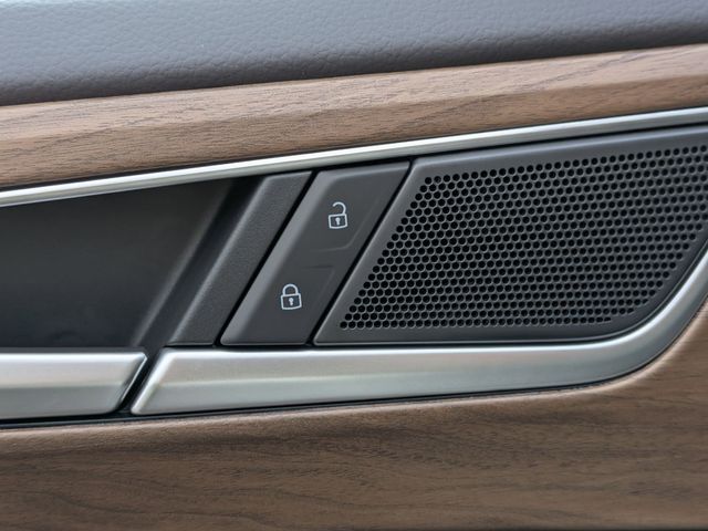 2026 Volkswagen Atlas SE w/Tech - Photo 11