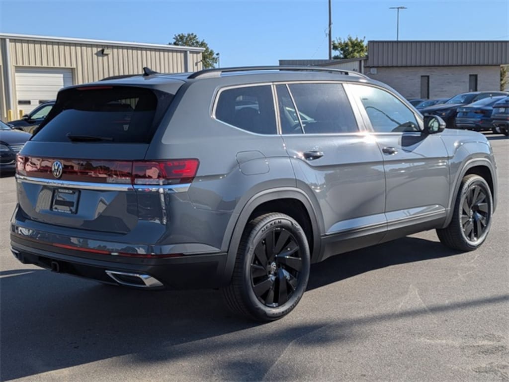 New 2026 Volkswagen Atlas 2.0T SE w/Technology SUV