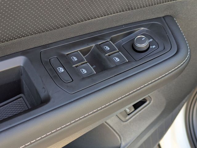 2026 Volkswagen Atlas SE w/Tech - Photo 10