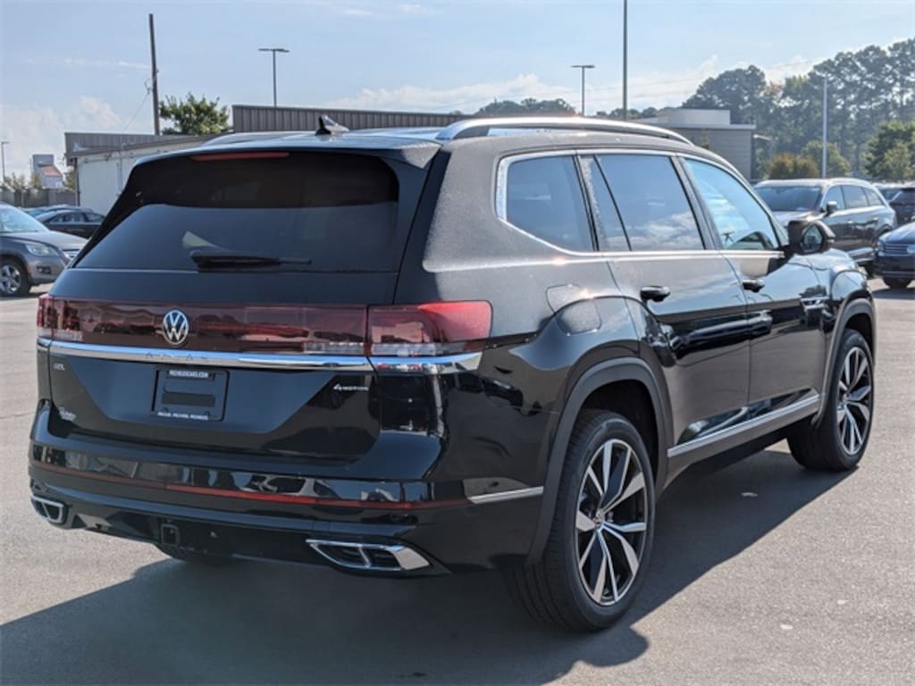 New 2026 Volkswagen Atlas 2.0T SEL Premium R-Line SUV