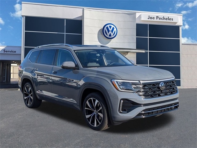 2026 Volkswagen Atlas SEL Premium R-Line's photo