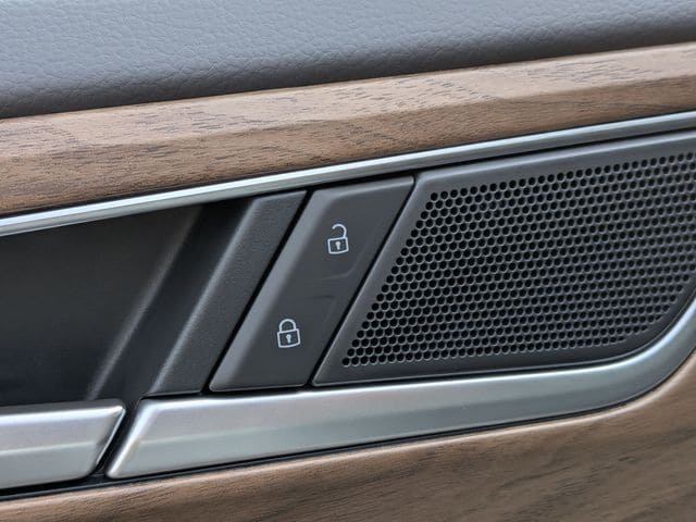 2026 Volkswagen Atlas SE w/Tech - Photo 11