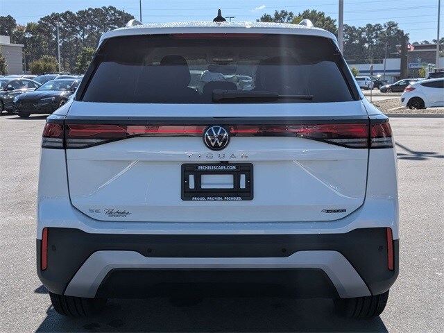 2025 Volkswagen Tiguan SE photo 3