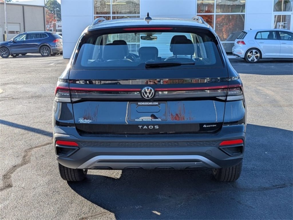 New 2026 Volkswagen Taos 1.5T S SUV