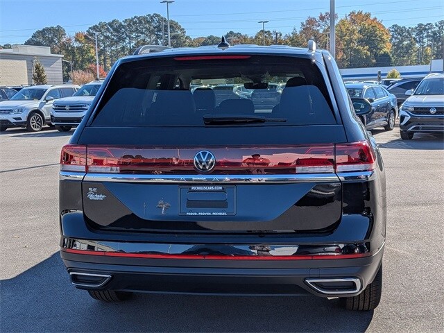 2026 Volkswagen Atlas SE photo 3
