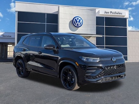 2026 Volkswagen Tiguan 2.0T SE R-Line Black SUV