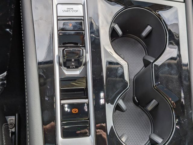 2026 Volkswagen Atlas SE w/Tech - Photo 24