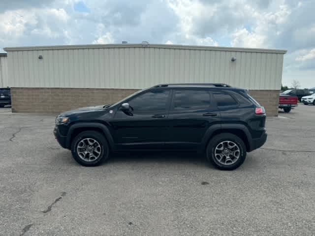 Used 2020 Jeep Cherokee Trailhawk with VIN 1C4PJMBX9LD621778 for sale in Pigeon, MI