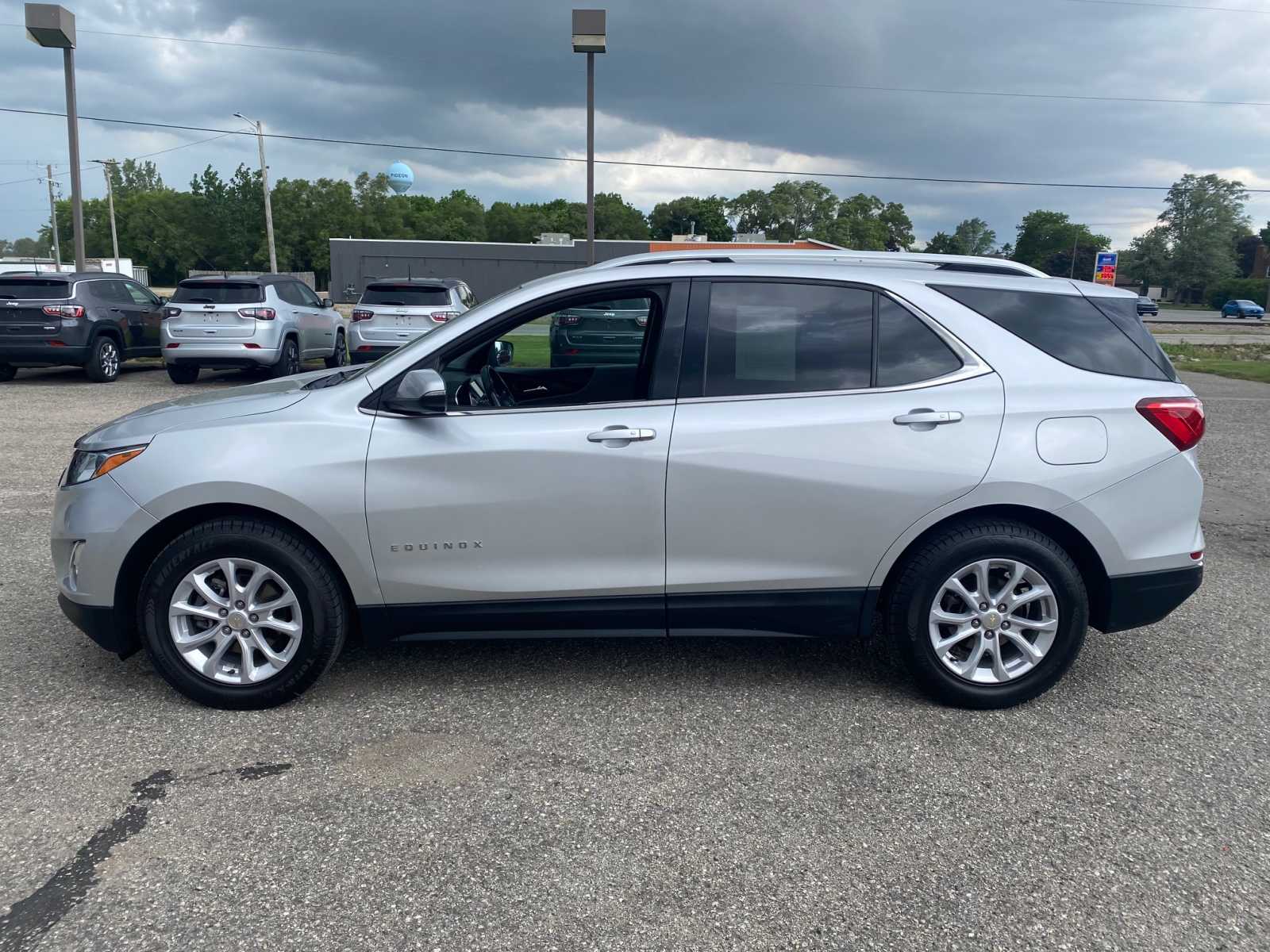 Used 2019 Chevrolet Equinox LT with VIN 3GNAXWEU5KS546553 for sale in Pigeon, MI