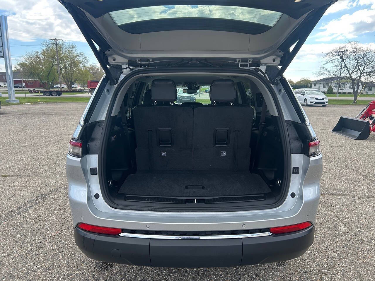 2021 Jeep Grand Cherokee L Limited - Photo 6