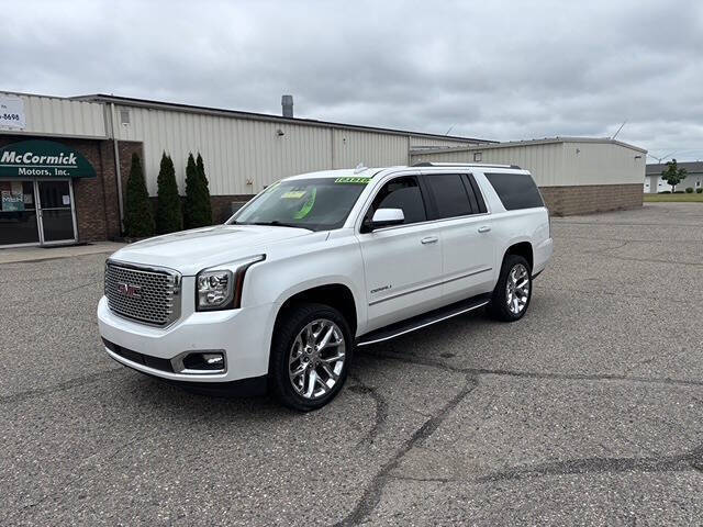 Used 2017 GMC Yukon XL Denali with VIN 1GKS2HKJ0HR355401 for sale in Pigeon, MI