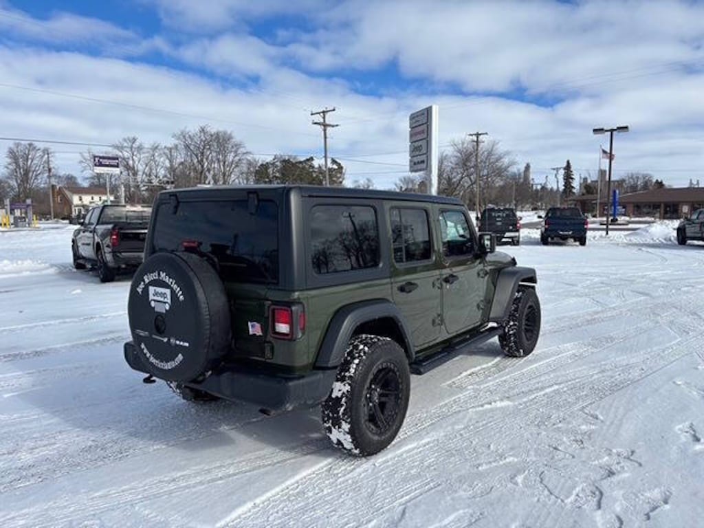 Used 2021 Jeep Wrangler Unlimited Sport 4x4 4dr SUV SUV