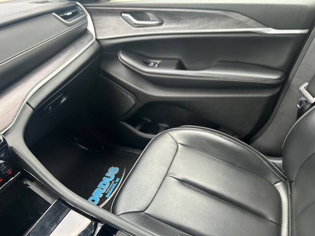 2023 Jeep Grand Cherokee Limited - Photo 12