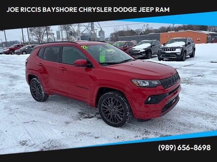 2022 Jeep Compass (Red) Edition 4x4 4dr SUV SUV