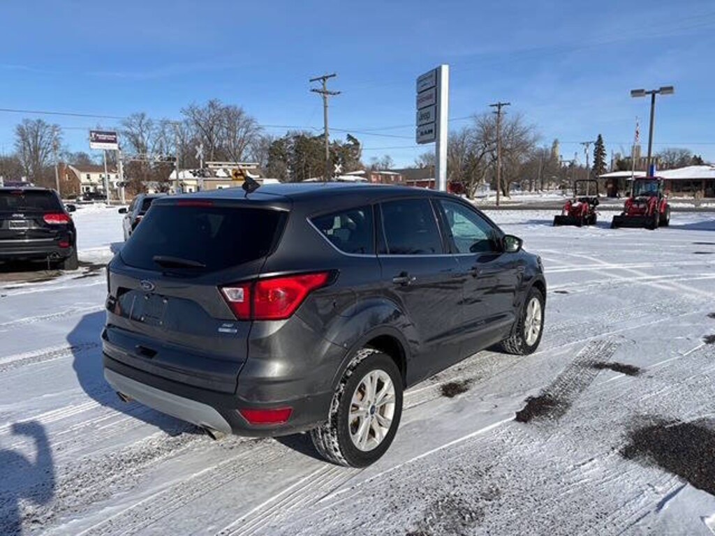 Used 2019 Ford Escape SE AWD 4dr SUV SUV