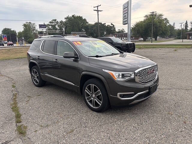 2019 GMC Acadia Denali - Photo 7