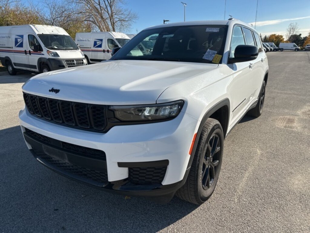 Used 2024 Jeep Grand Cherokee L Altitude SUV