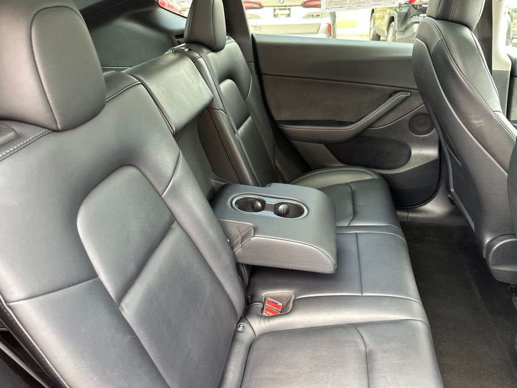2022 Tesla Model Y Long Range - Photo 20