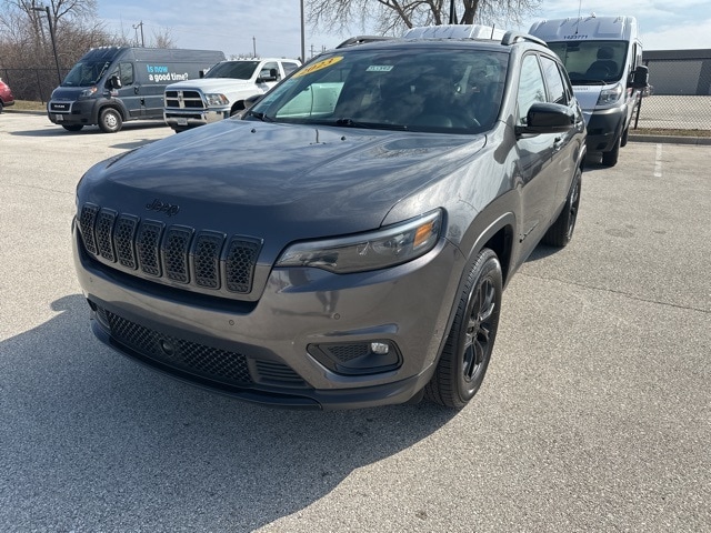 Used 2023 Jeep Cherokee Altitude Lux with VIN 1C4PJMMB9PD114385 for sale in Milwaukee, WI