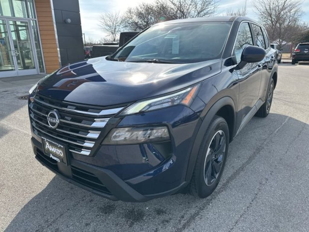 Used 2025 Nissan Rogue SV SUV