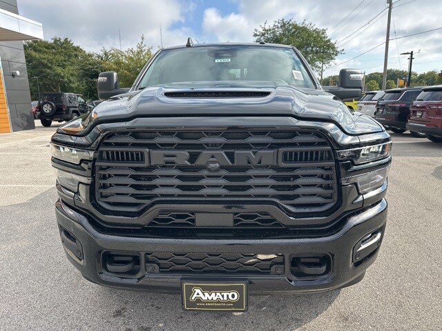 2026 Ram 2500 Tradesman photo 2