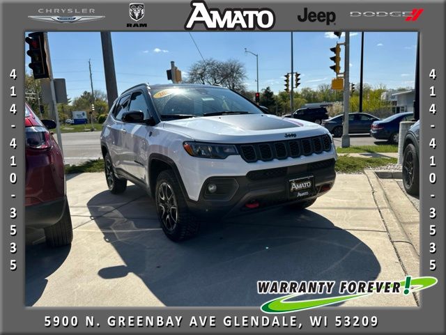 2025 Jeep Compass Trailhawk 4X4's photo