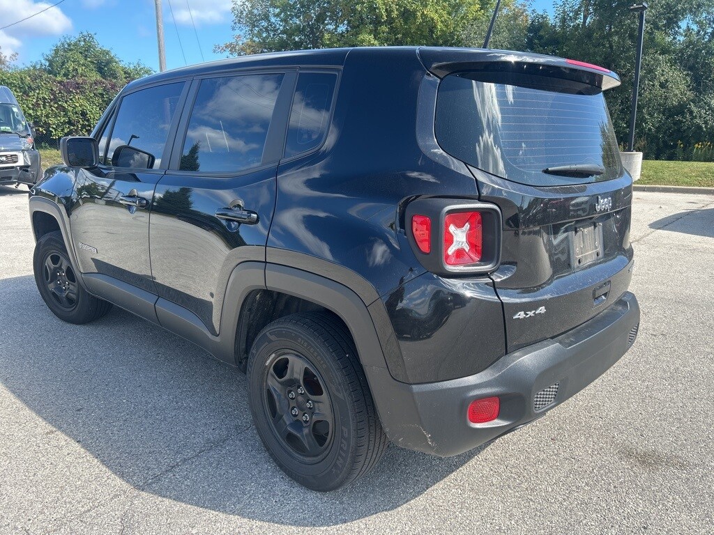 2020 Jeep Renegade Sport photo 2