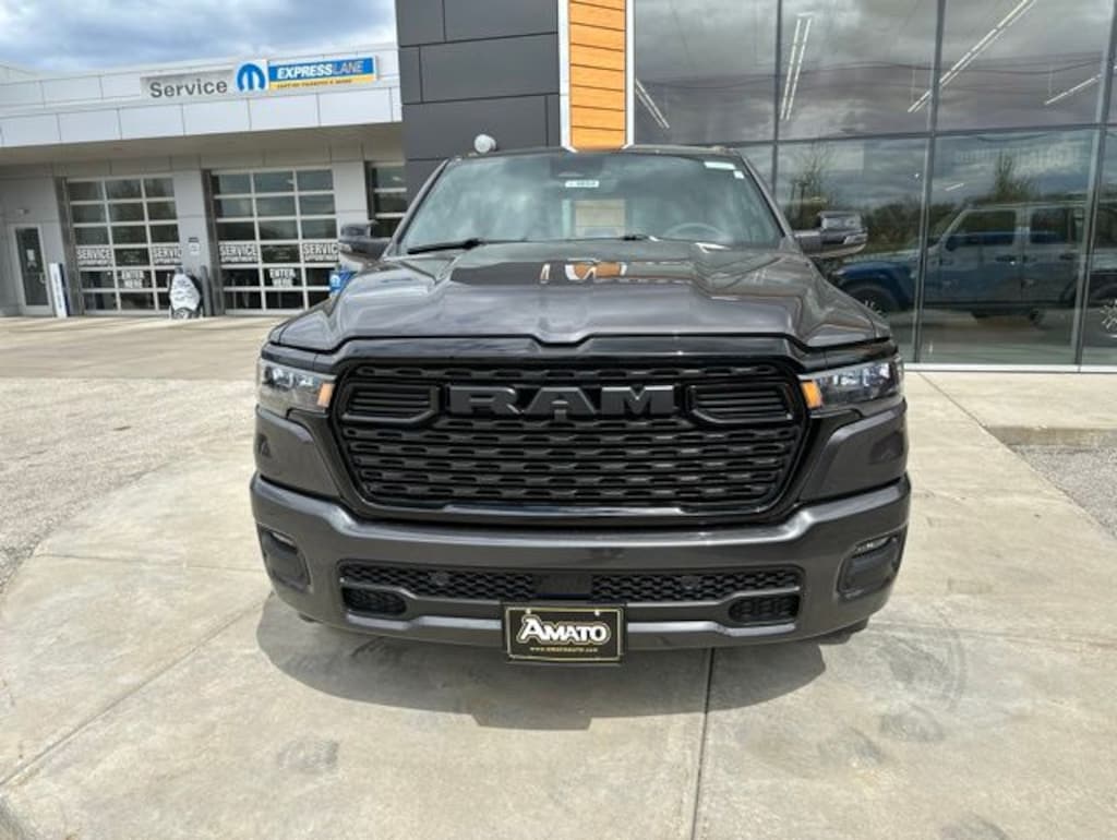 New 2026 Ram 1500 BIG HORN CREW CAB 4X4 5'7 BOX Pickup